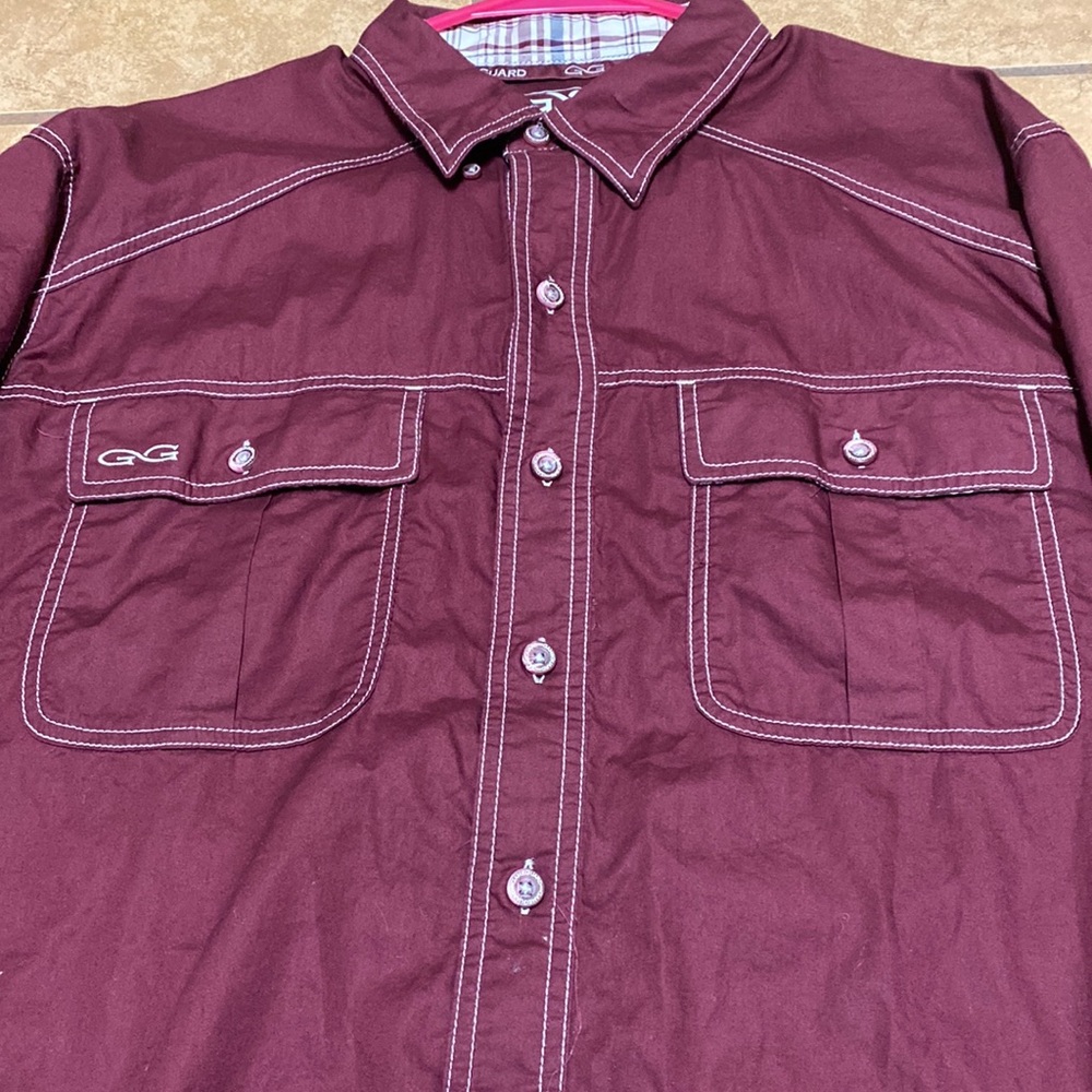Mens XL Gameguard button down shirt Maroon in color